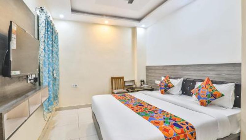 Información - FabHotel LS Grand - Nr Banaras Railway Station