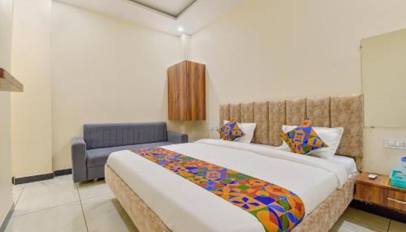 Info - FabHotel Shree Vrindavan