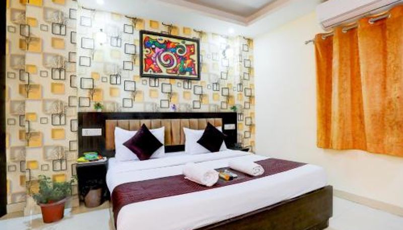 Info - HOTEL GLOBAL STAY NEAR DELHI AiRPORT