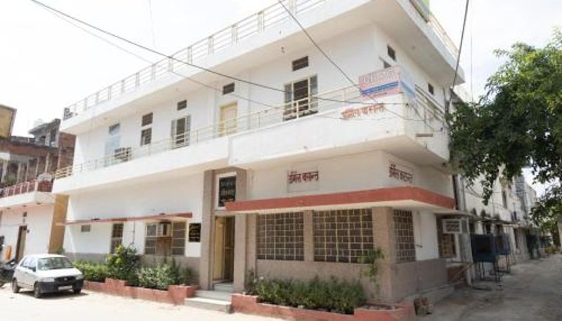 Zona exterior del hotel - Homestay Urmil Basant