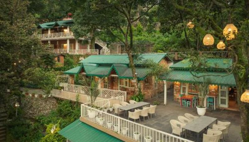 Area esterna dell'hotel - Echor Malusara Lakeview Retreat Bhimtal