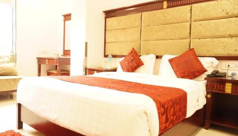 Bilgi - Bhopal Hotel Eleven Heights