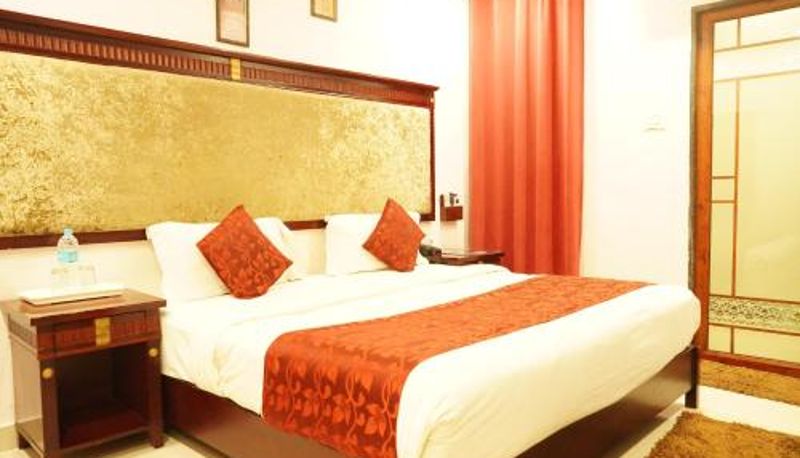 Bilgi - Bhopal Hotel Eleven Heights