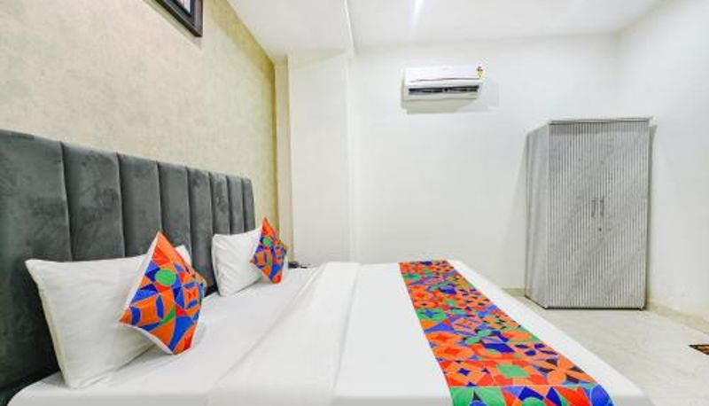 Info - FabHotel Kavya Inn - Nr The Mall of Faridabad