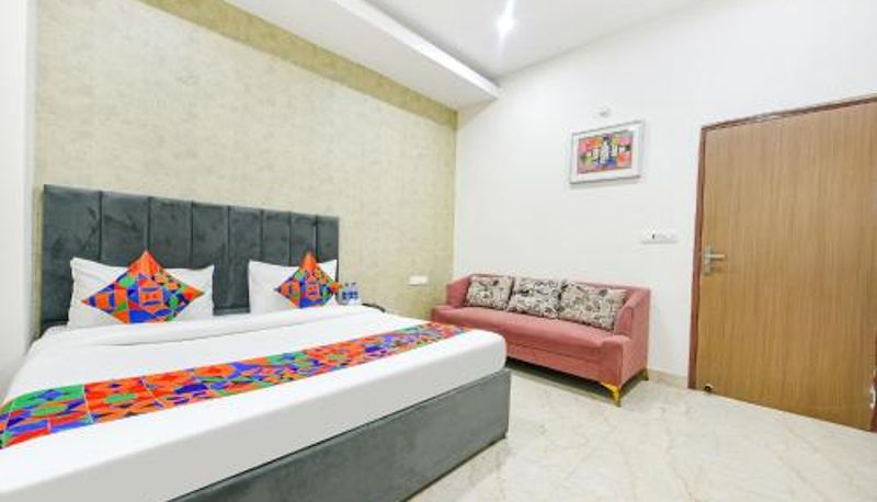 Info - FabHotel Kavya Inn - Nr The Mall of Faridabad