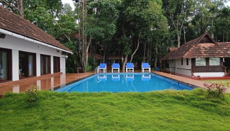 Havuz - Shantitheeram Ayurveda Lakeside Retreat