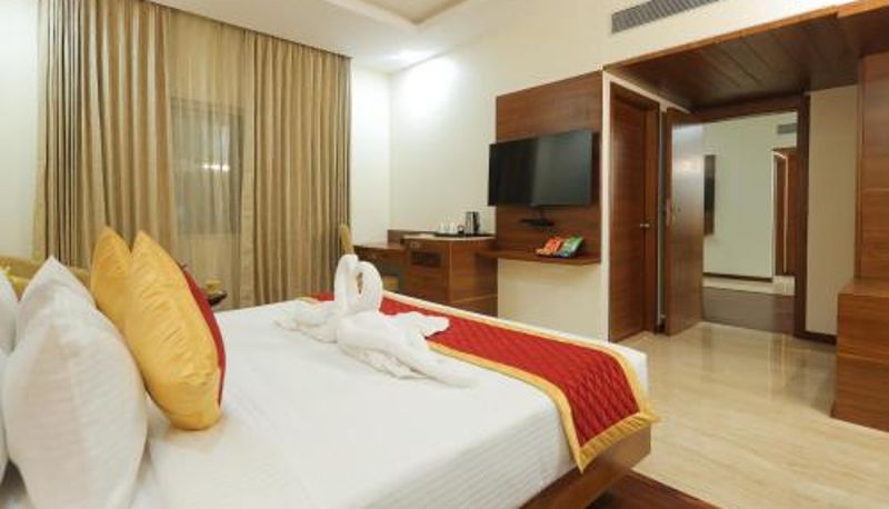 Camera - Icon Grand Hotel By Bhagini