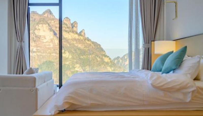 Info - XMAN Sunrise Peaks Resort