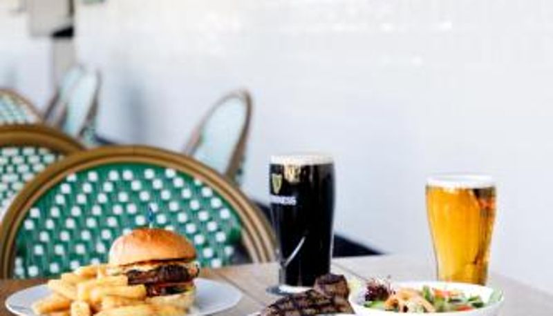 Frühstücksraum innerhalb des Restaurants - Mortdale Hotel