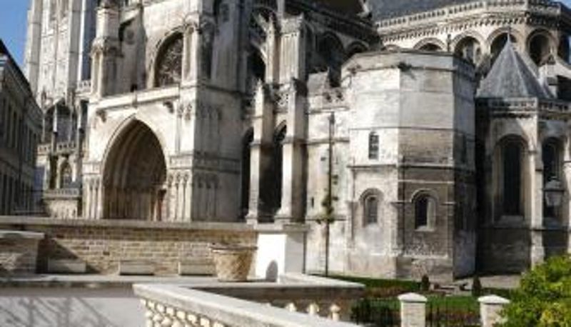 Info - CLOS DU BAILLI