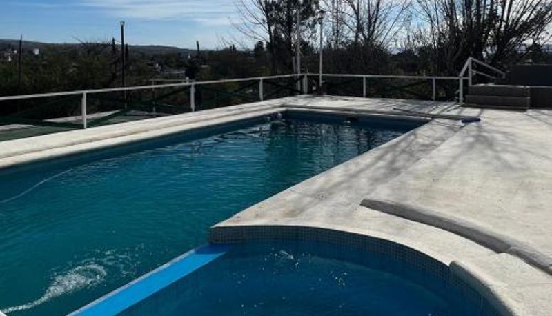 Piscina - Cabañas Antílope & Spa