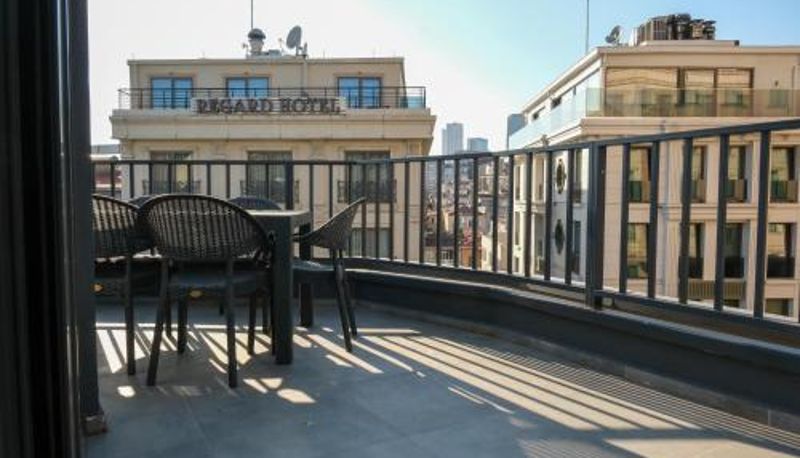 Suite - Bird Nest Suites