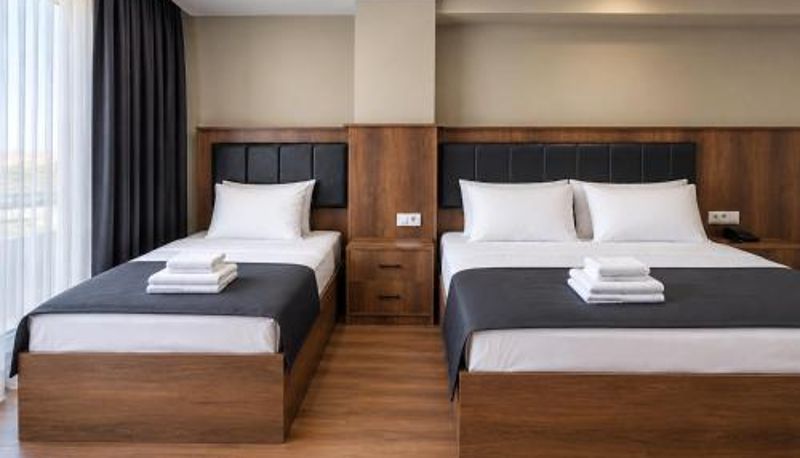 Üç kişilik oda - BZN Airport Hotel
