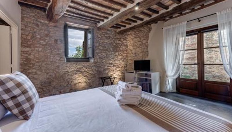 Oda - Village Experience  Albergo Diffuso BORGO MEDIEVALE b&b - Centro Storico - Capitano Collection