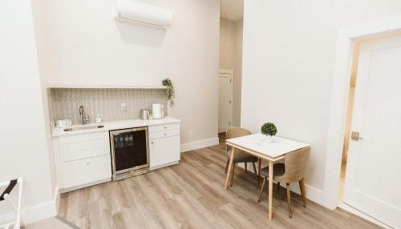 Apartament - Grasshopper Inn