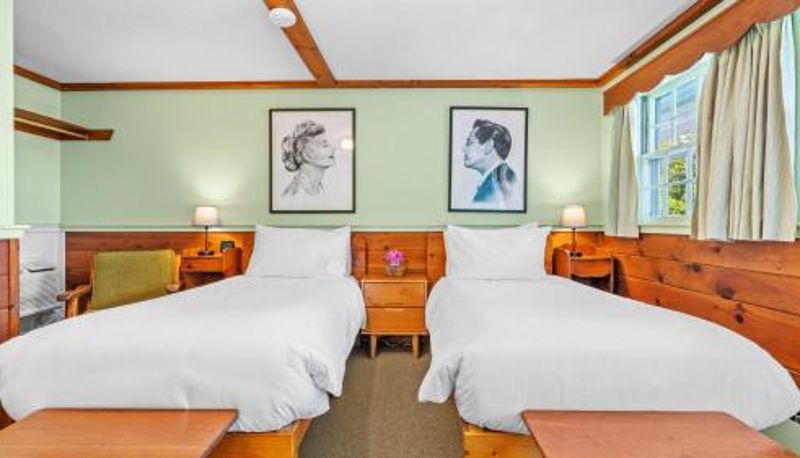 Oda - Mid-Town Motel