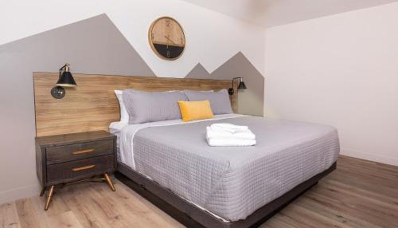 Bilgi - 4411 Inn & Suites