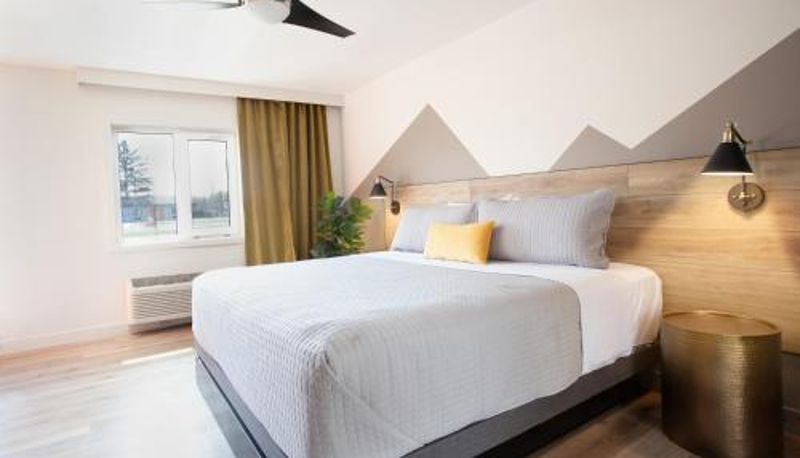 Bilgi - 4411 Inn & Suites