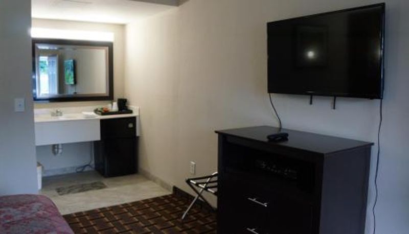 Room - Best Stay Inn