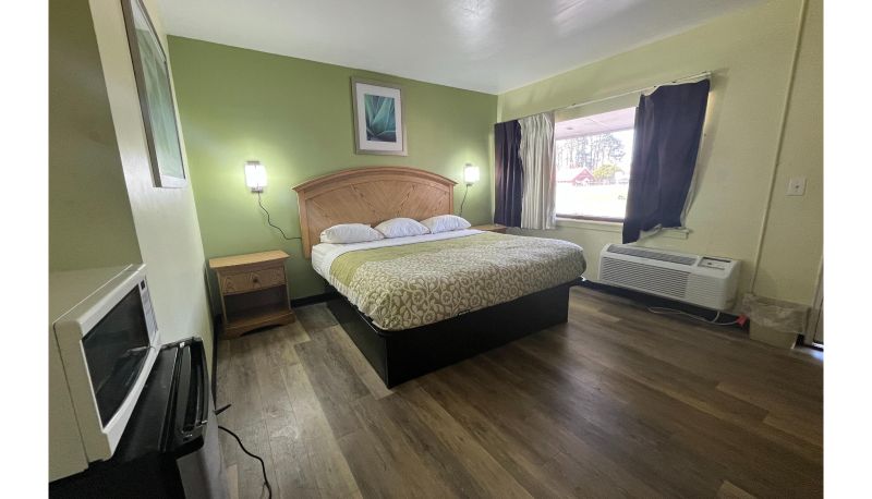 Camera - Washington Motel by OYO