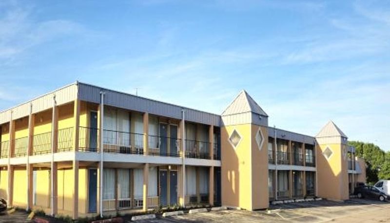 Info - Castle inn & suites by OYO Lawton