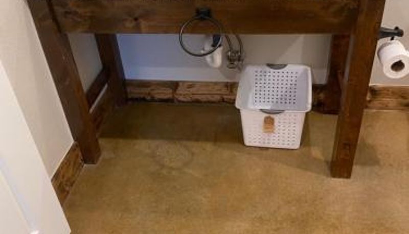 Banyo - The Woods Lodging