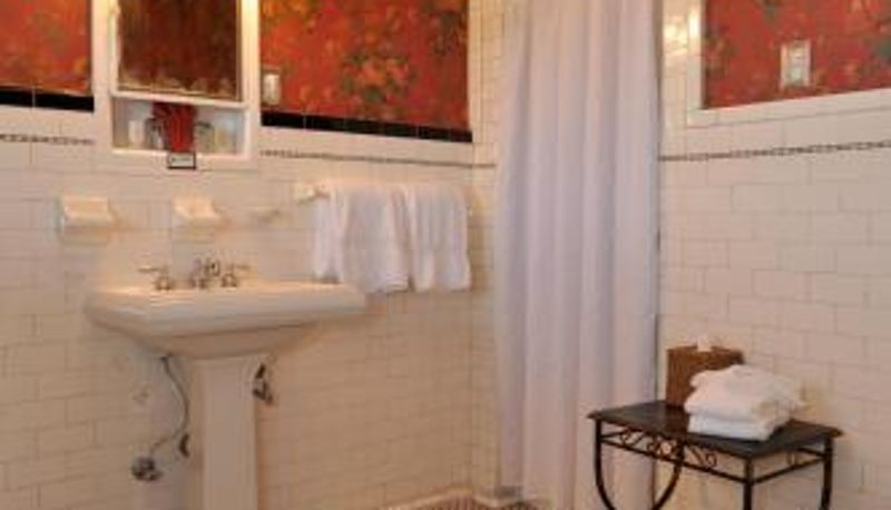 Banyo - Bluff View Inn