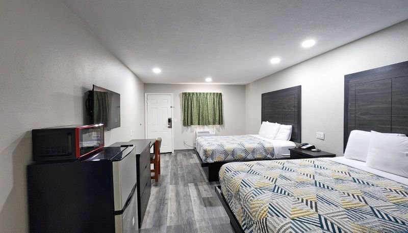 Kamer - Scottish Inns and Suites Wharton TX