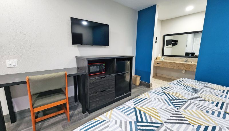 Zimmer - Scottish Inns and Suites Wharton TX