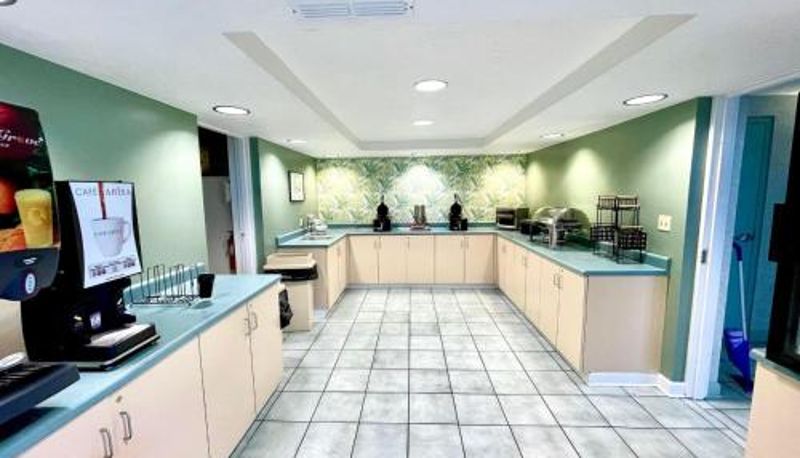 Restoran içinde kahvaltı salonu - TN Hospitality House Union City I 69 US 51