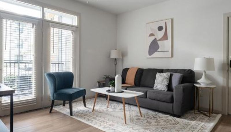 Daire - Landing Incredible 1BD Clubhouse Pool