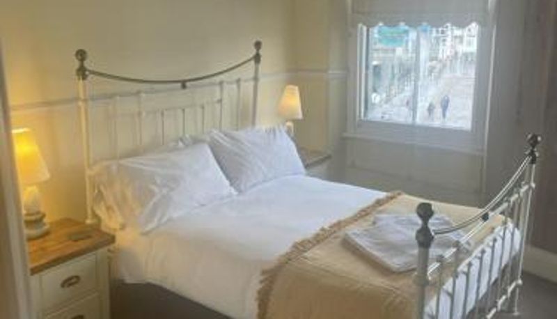 Pokój - Admiral MacBride Bed & Breakfast