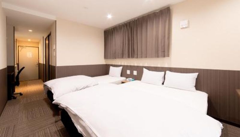 Quarto triplo - Le Studio 五条高倉