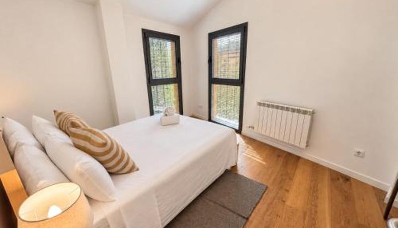 Bilgi - Stunning apartment w amazing views in Girona
