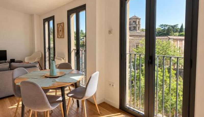 Daire - Stunning apartment w amazing views in Girona