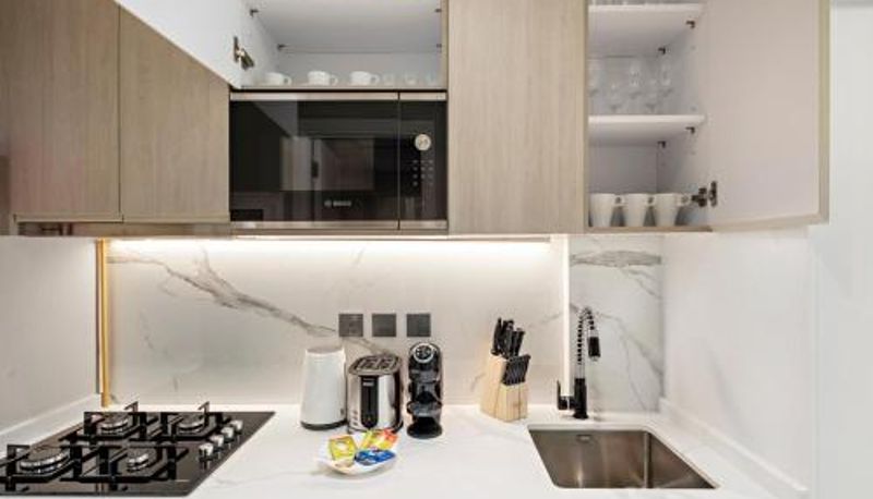 Info - StoneTree - Modern Apartment - Brand New