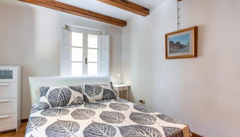 Apartment - GuestHost - Piazza Napoleone Lovely Central Apartment