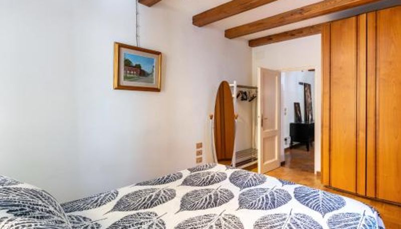 Room - GuestHost - Piazza Napoleone Lovely Central Apartment