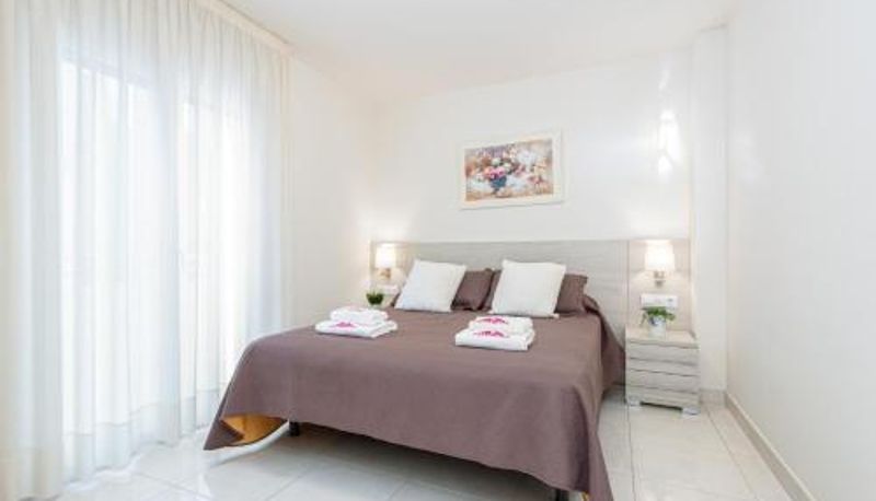 Oda - Apart-rent Apartamento Francesc Macia 1º 2001 cerca de la playa