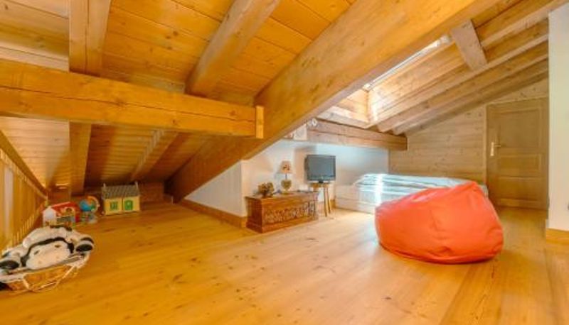 Daire - Apt Des Granges Balcony Duplex Near Chamonix for 5 - Happy Rentals