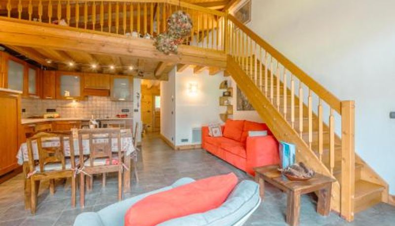 Bilgi - Apt Des Granges Balcony Duplex Near Chamonix for 5 - Happy Rentals