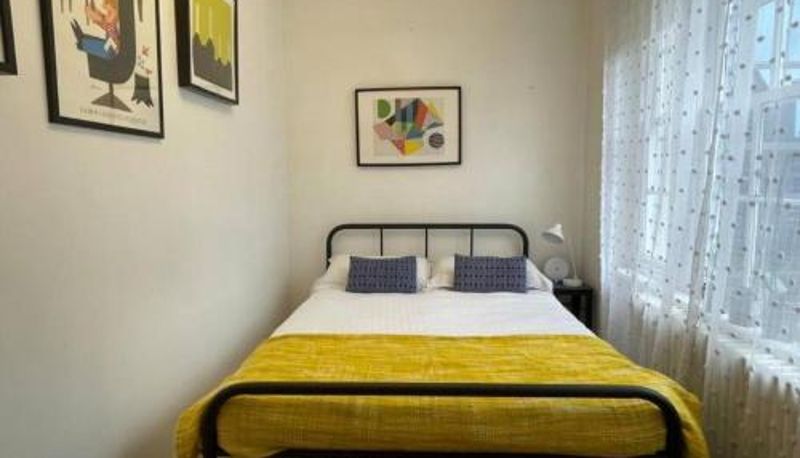 Daire - Gorgeous 2 bedroom apartment edge of Cabot Circus
