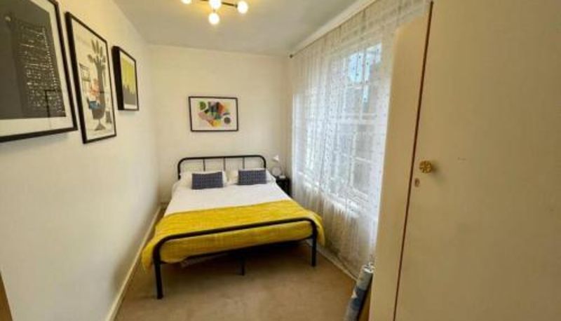 Daire - Gorgeous 2 bedroom apartment edge of Cabot Circus