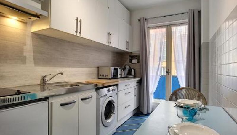 Apartment - Nestor&Jeeves - NEVADA SUITE - Central - Close sea