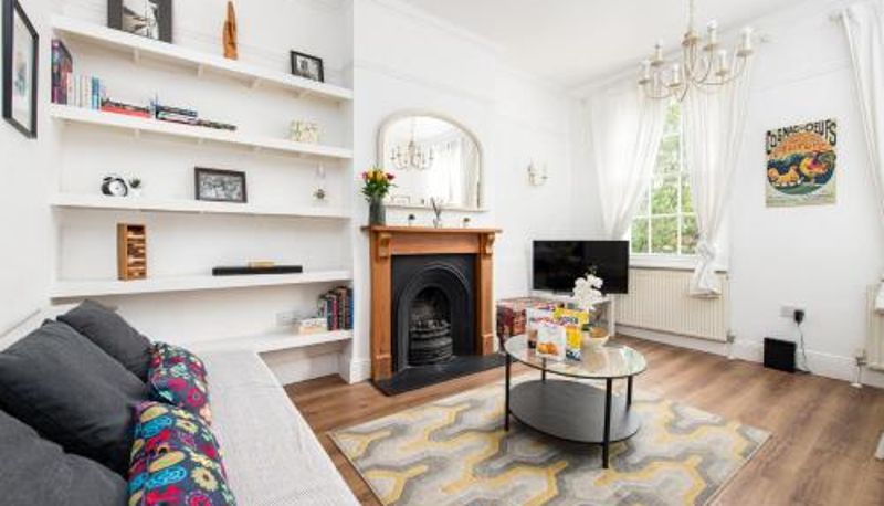 Appartamento - Central Flat-2Bed-Free Parking-By FabAccommodation