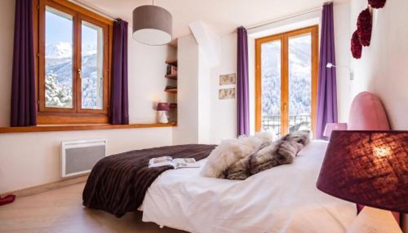 Apartment - Chez Roberto Chamonix 3BR Duplex with Sauna & Garden - Happy Rentals