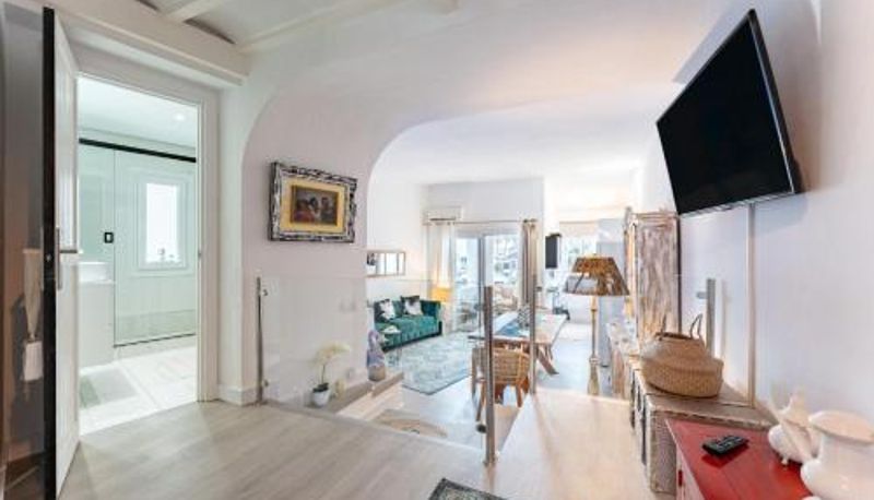 Area esterna dell'hotel - Beautiful frontline apartment