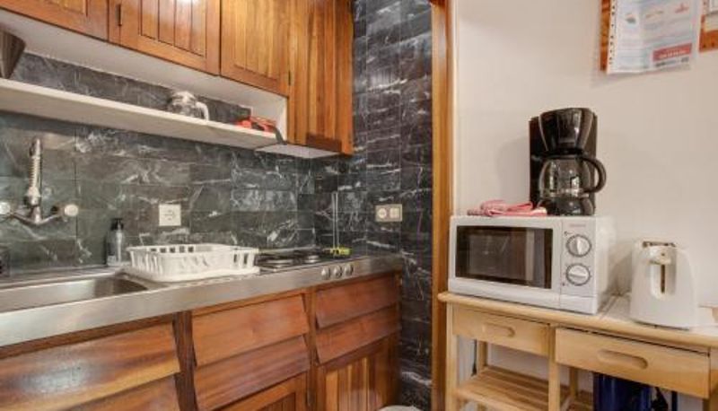 Apartament - Studio with Private Garden
