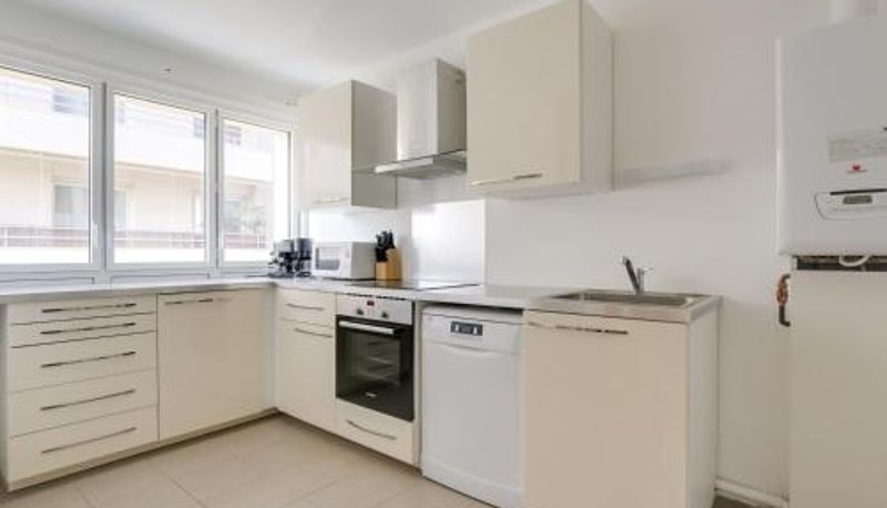 Chambre Standard - proche plages et gare  parking privé  balcon  hyper centre Arcachon Appartement de standing 8 pers