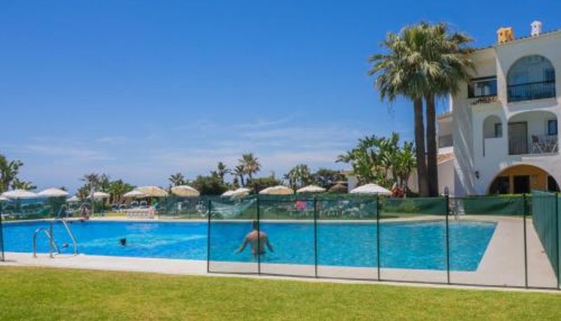 Apartment - Cubo's Estudio Cabopino Port & Parking